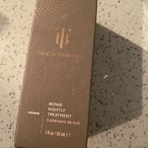 True botanicals renew repair nightly treatment NIB